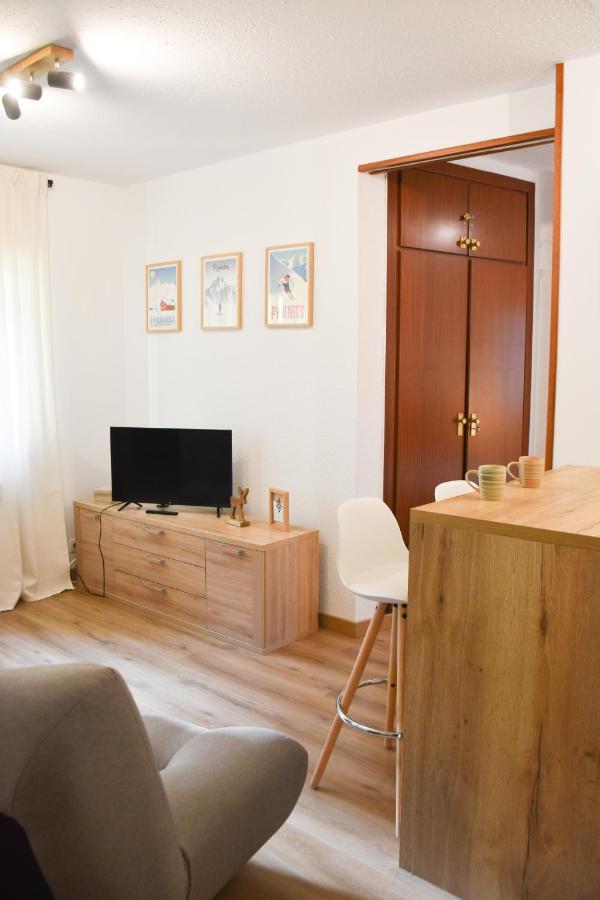 Estudio Madriu - Renovado A Pie De Pistas Pas De La Casa Eksteriør billede